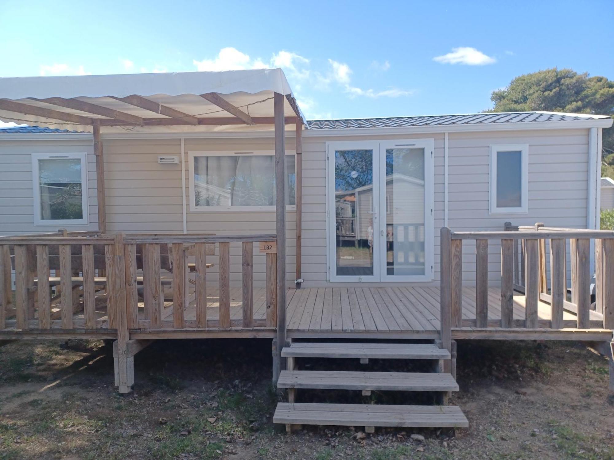 Mobil-Home Pour 6 Personnes Narbonne Bagian luar foto